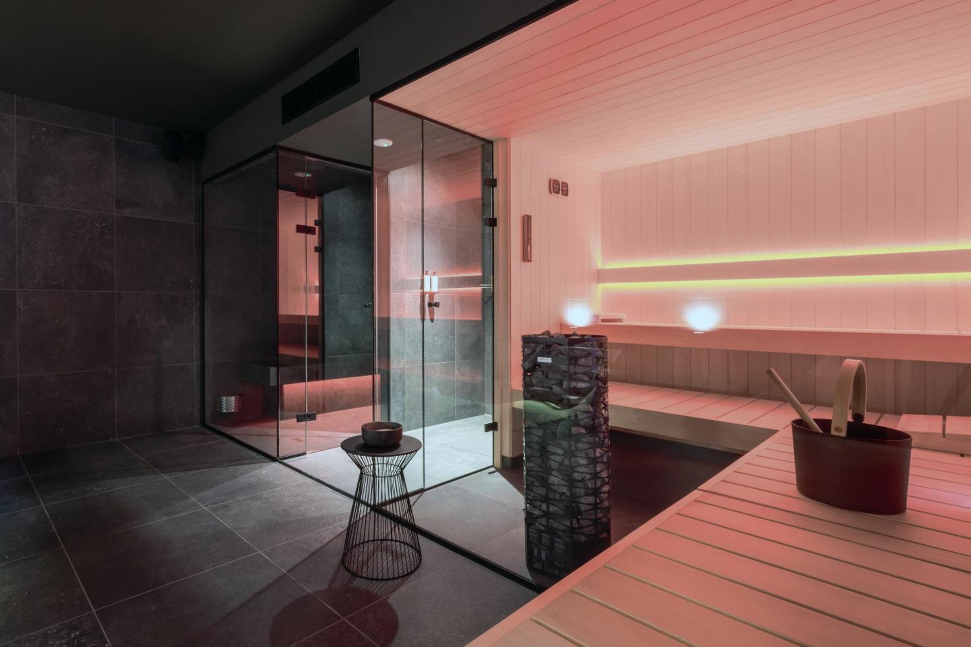 One Two Four - Hotel & Spa Ghent Exterior photo