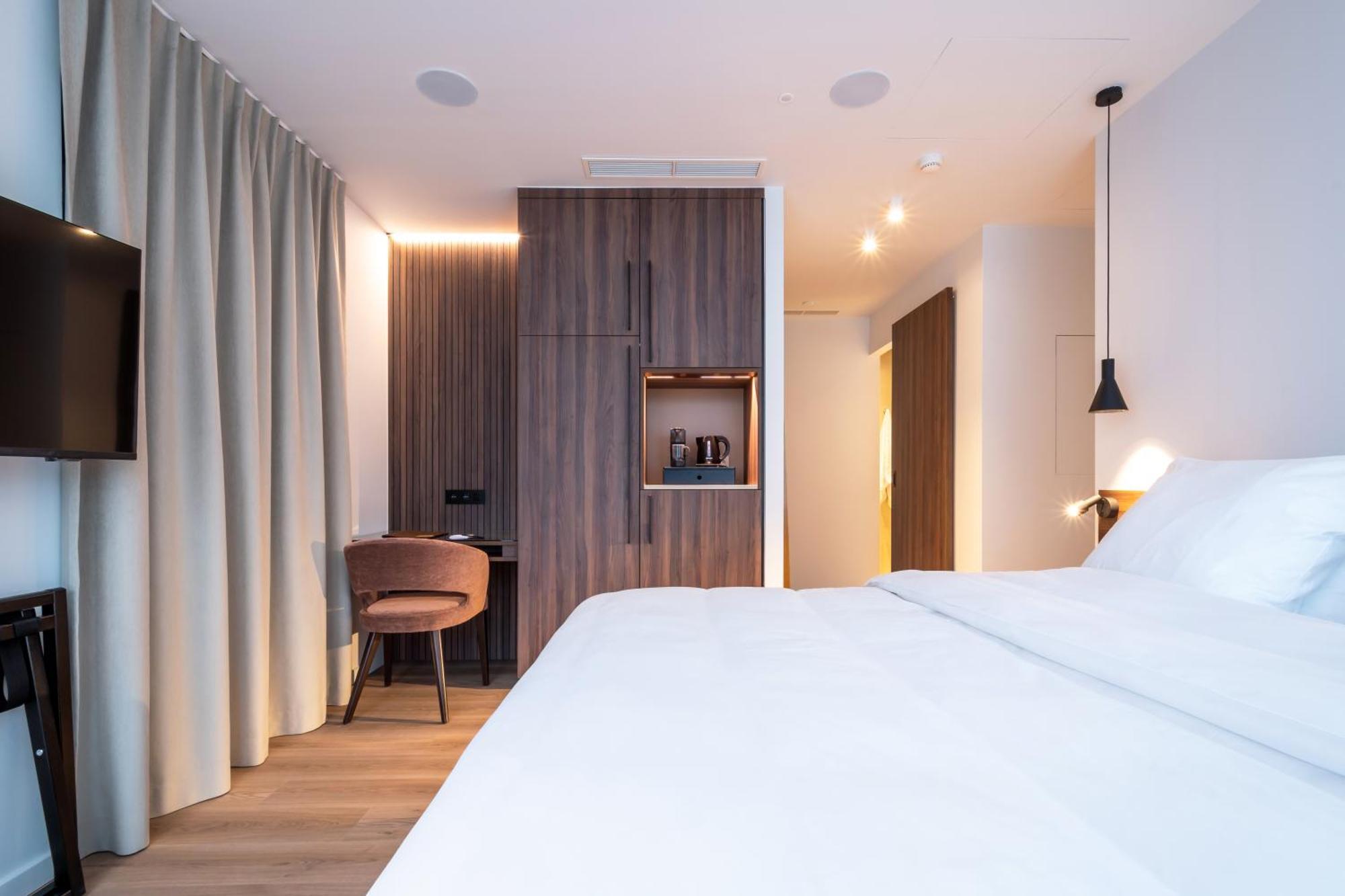 One Two Four - Hotel & Spa Ghent Exterior photo